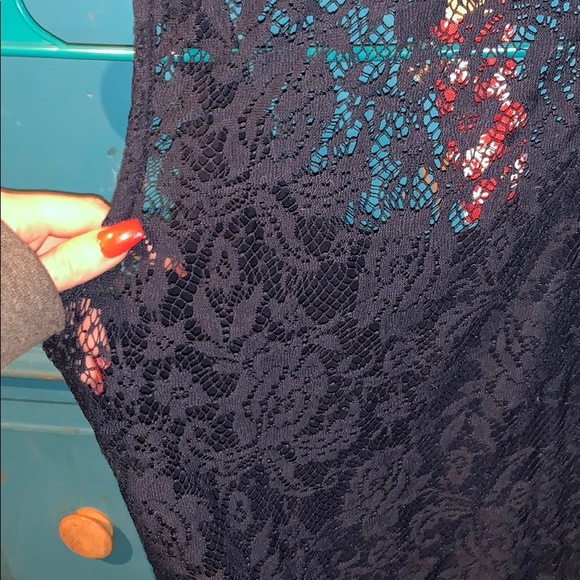 Tanktop - Picture 3 of 3